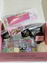 Cargar imagen en el visor de la galería, The Krystal Starter Kit
